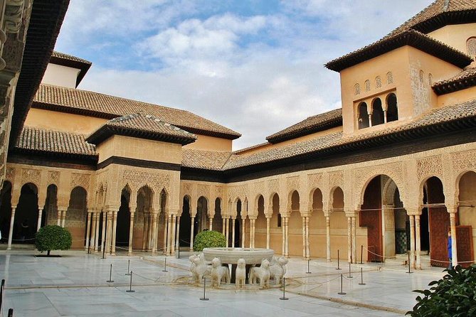 Alhambra and Granada Private Tour from Marbella, Malaga and port - Key points at a glance