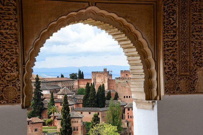 Alhambra and Granada Private Tour from Marbella, Malaga and port - The ride to Granada and what it means for your day