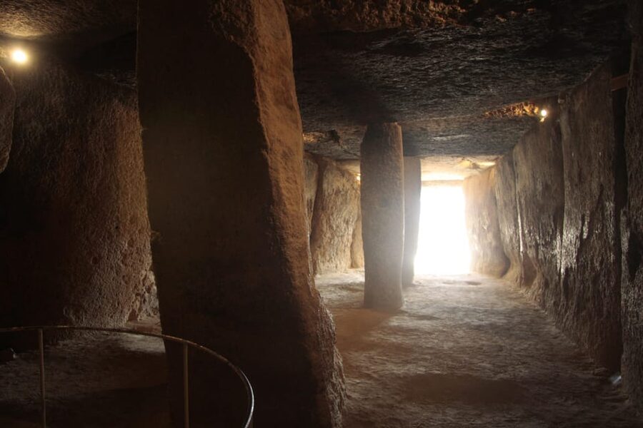 Antequera World Heritage guided tour guide - Leaving Plaza Coso Viejo by white van