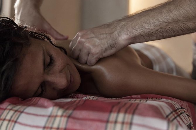 Arabian Baths Experience at Malaga’s Hammam Al Andalus - The massage and Midra treatment options