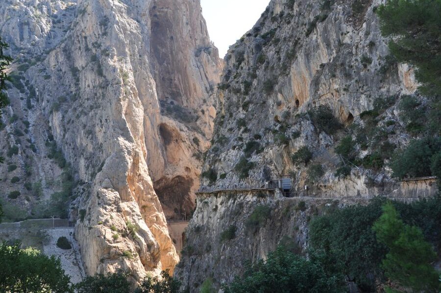 Ardales: Caminito del Rey & El Gaitanejo Guided Walking Tour - Who should book this walk
