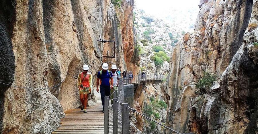 Ardales: Caminito del Rey Private Walking Tour - Three different sections, not one repeated canyon view