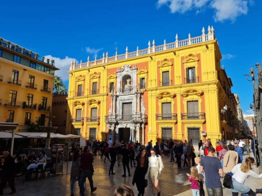 Audioguide City Walk Malaga for cruises (German & English) - Key points to know before you book