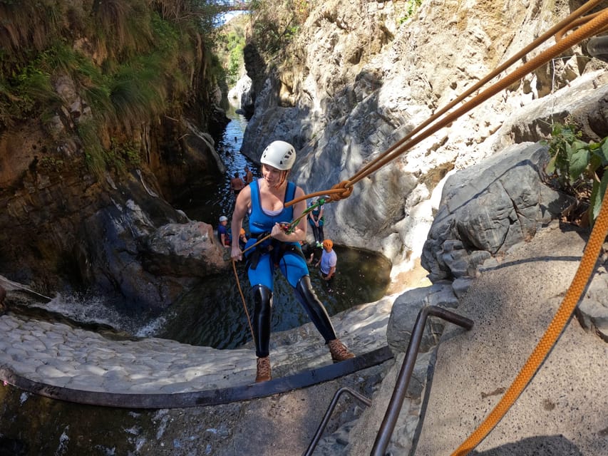 Benahavís: Canyoning Guided Tour at Guadalmina River - Timing, heat, crowds, and the feel of the day