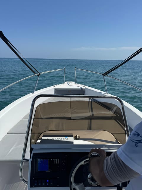 Benalmádena: Alquiler de barcos sin licencia Costa del Sol - Who Will Enjoy This Boat Rental Most