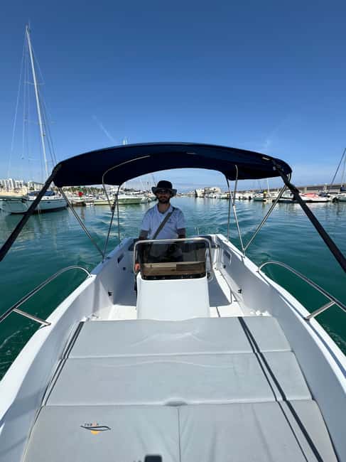 Benalmádena: Alquiler de barcos sin licencia Costa del Sol - The Price, Fuel, Deposit, and Real Value