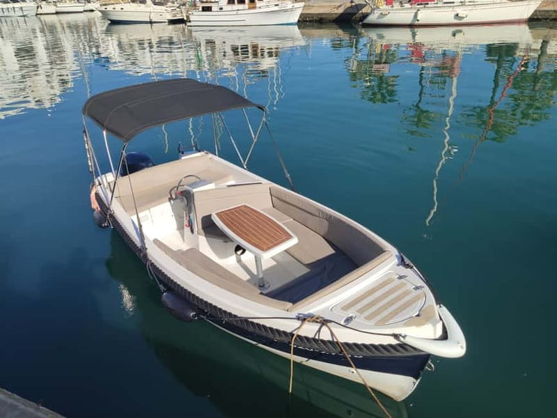 Benalmadena: Boat Rental with No License Required - Choosing the Right Length