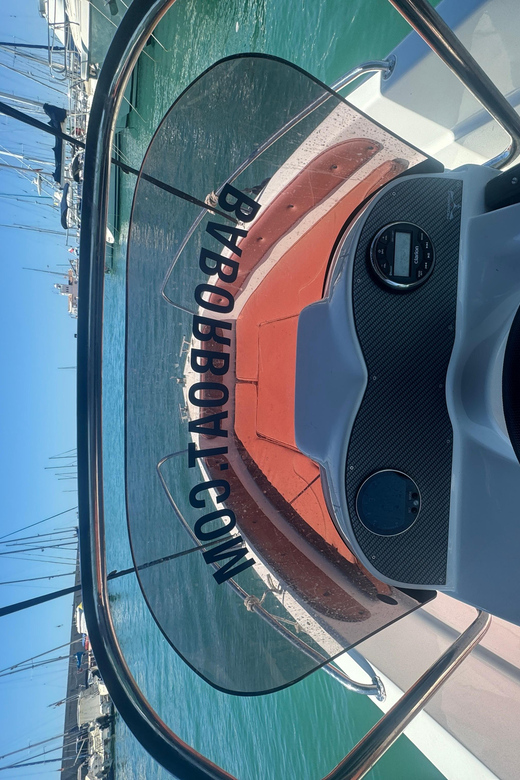 Benalmádena: Boat Rental without License - Choosing between 30 minutes, one hour, and three hours