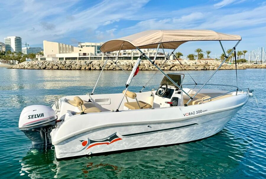 Benalmádena: Costa del Sol License-Free Boat Rental - Who will enjoy this most