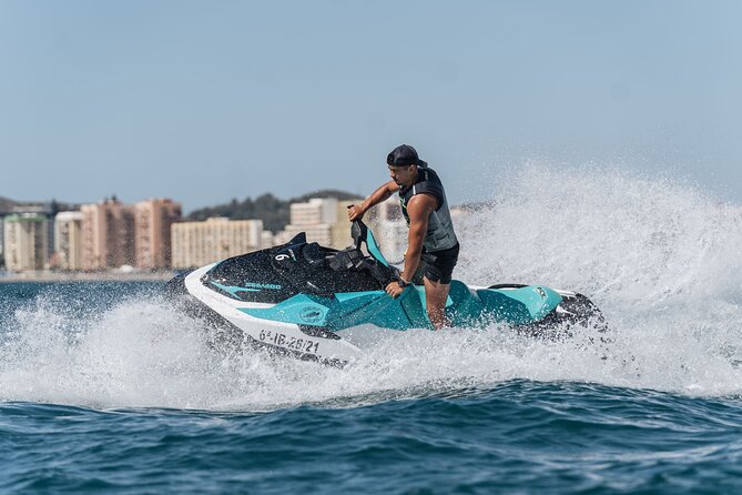 Best jet ski rental without a license in Fuengirola - Key points to know before booking