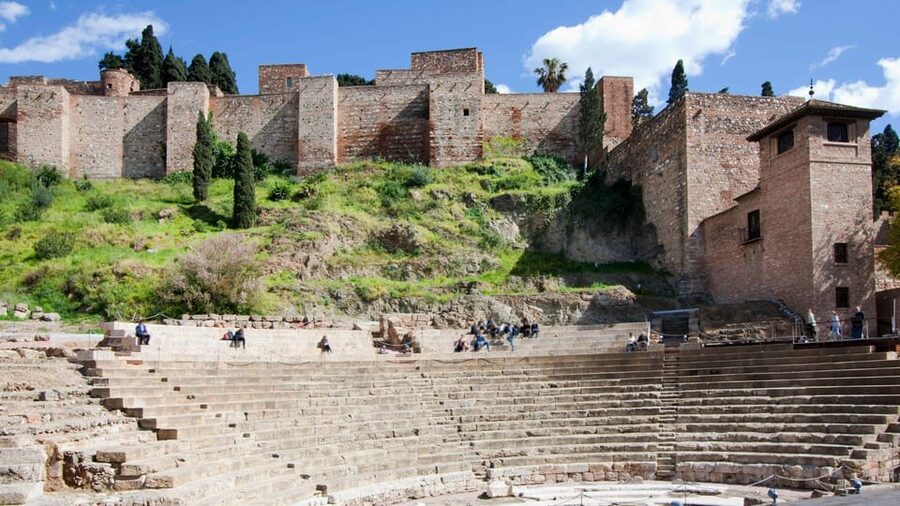 Best of Málaga: Private Walking Tour with a Local - Walking Through Málaga’s Old Center