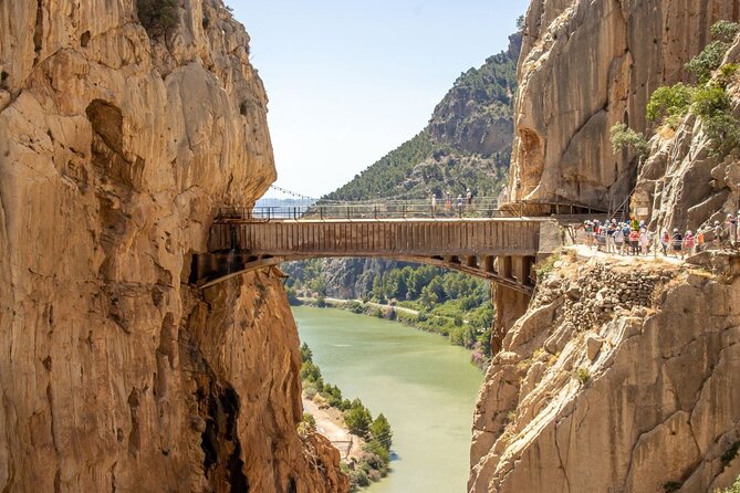 Caminito del Rey Day Trip from Costa del Sol - A useful breakfast stop in the white village of Ardales