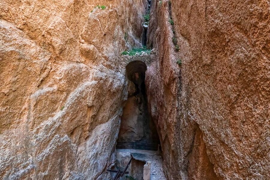 Caminito del Rey: Entry Ticket - The first section: gorge walls and old engineering