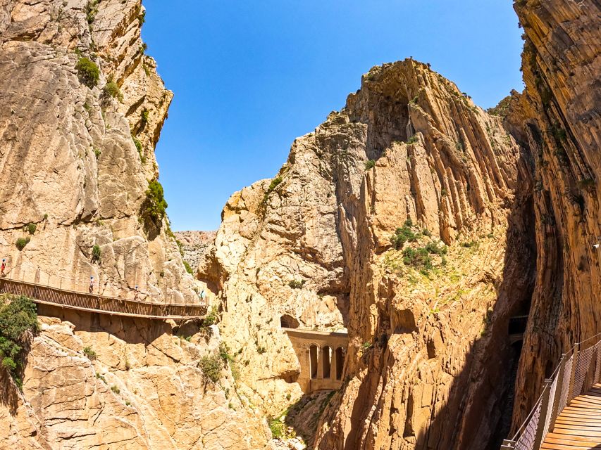 Caminito del Rey: Entry Ticket - The former railway route and passing trains