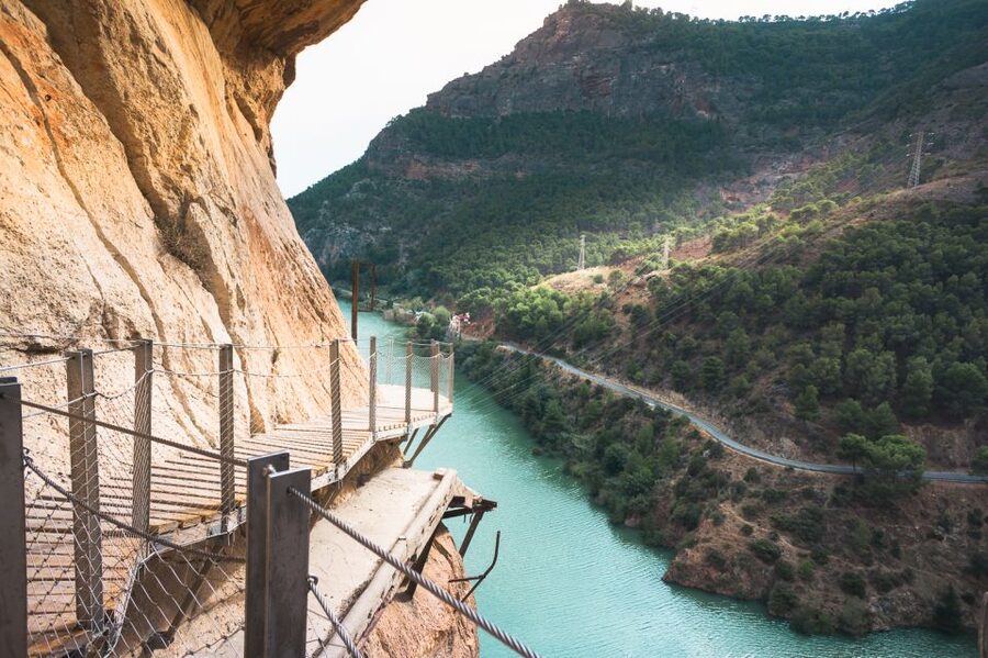 Caminito del Rey: Trekking Tour with Hiking Guide - The views from the Gaitanes Gorge