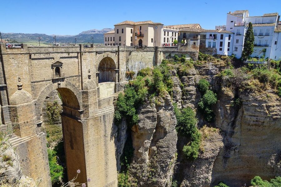 Costa del Sol: Day Trip to Ronda and Setenil - Setenil de las Bodegas and Its Rock-Covered Streets