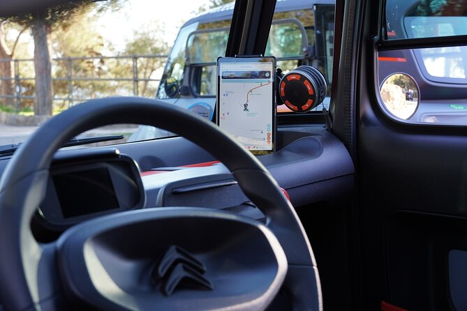 Discover the Treasure Cave: Unique Electric Car Tour in Málaga - Getting comfortable in the cars