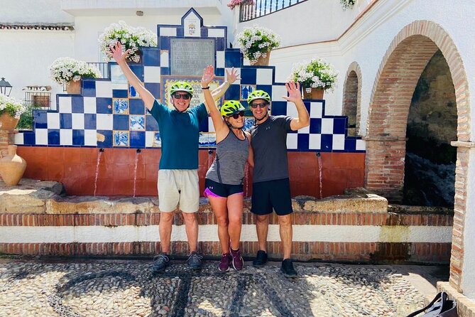 E-Mountain Bike & Wine Tour from Marbella to Sierra Blanca - What the e-bike changes, and what it does not