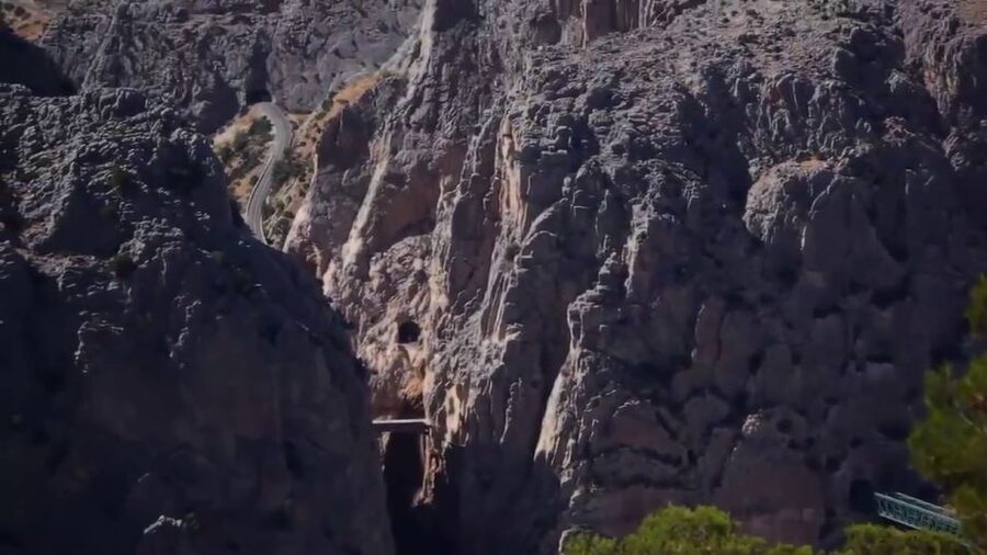 El Chorro: Caminito del Rey Gorge Route Guided Walking Tour - Who should and should not choose this walk
