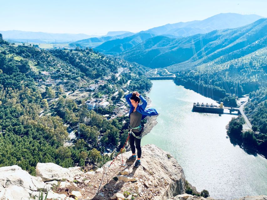 El Chorro: Zipline, Bridge, and Hiking Adventure Tour - What the El Chorro Via Ferrata actually feels like
