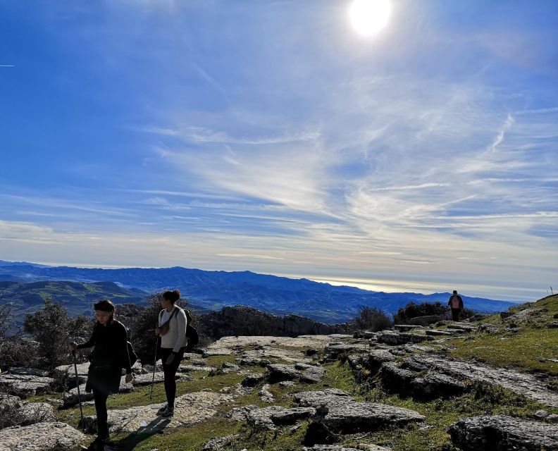 El Torcal de Antequera Hike with Transfer - The 20-minute ride from Puerta de Estepa