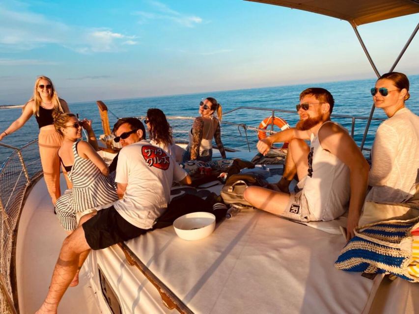 Estepona: Dolphins Searching Sea Cruise with Drink & Snacks - Setting out from Estepona Bay