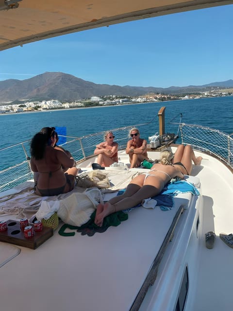 Estepona: Dolphins Searching Sea Cruise with Drink & Snacks - Timing your departure for sunset