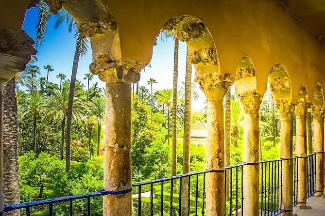Excursion from Malaga to Seville with tickets to the Real Alcázar - What the strongest feedback points to