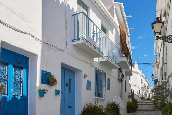Excursion to Nerja & Frigiliana. - Nerja and the Balcón de Europa