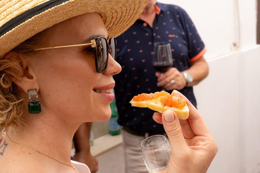 Explore Marbella Old Town: Authentic Tapas Food Tour - Plaza de los Naranjos and Marbella’s postcard centre