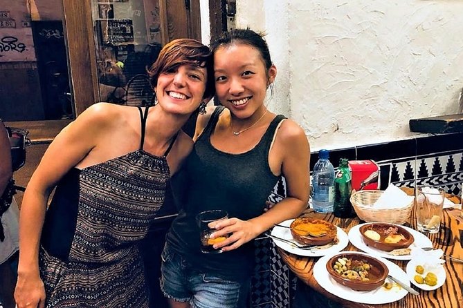 Flamenco, Tapas and Wine Tour: Best of Málaga in one Evening - Why this Málaga evening works so well