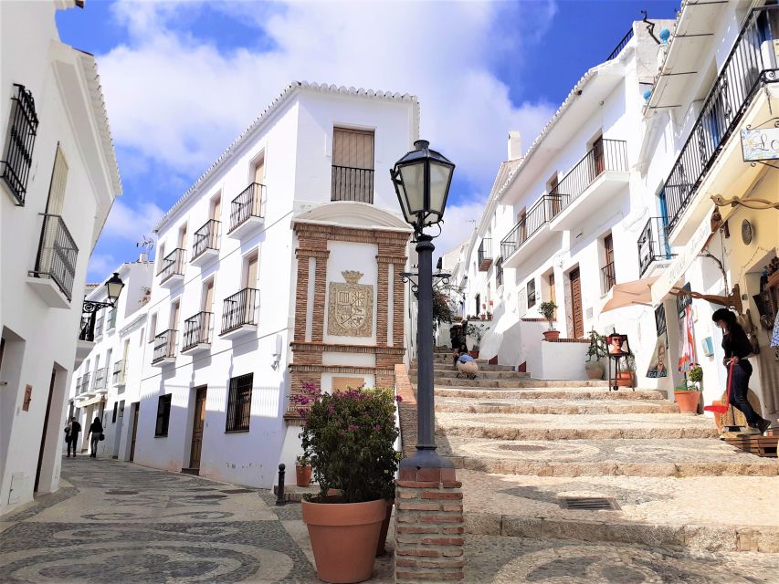 Frigiliana: Private walking tour - Why Frigiliana’s Moorish layout matters
