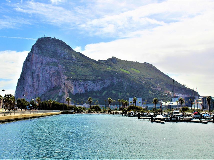 From Costa del Sol: Day Trip to Gibraltar with Guided Tour - What the transportation is really like