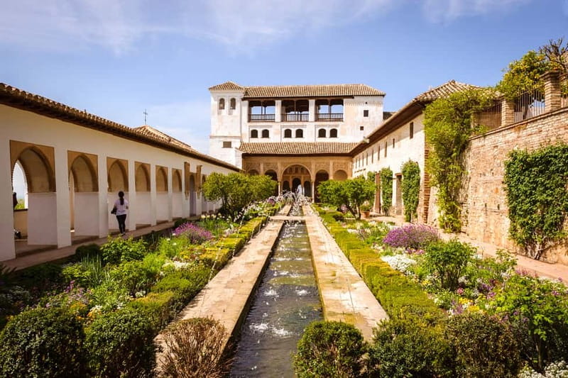 From Costa del Sol: Granada Full-Day Tour - Free Time for Tapas and Granada Streets