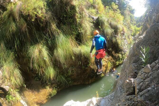 From Estepona: Guided Canyoning Tour on the Guadalmina River - Guadalmina River canyoning at a glance
