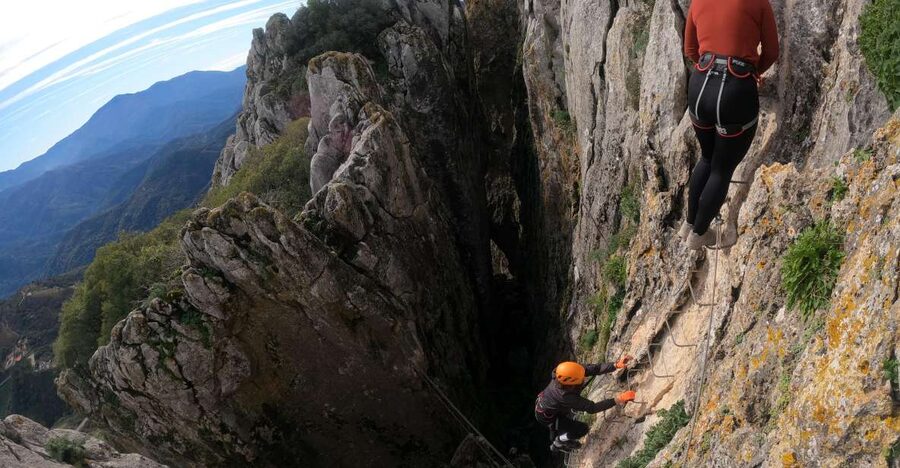 From Estepona: Vía Ferrata de Benalauria climbing tour - Key points before you climb