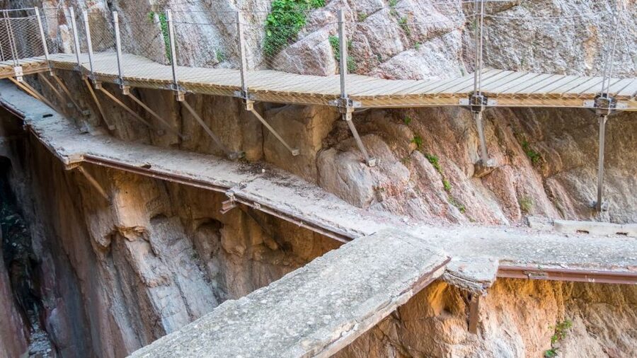 From Fuengirola: Caminito del Rey Guided Day Trip - Why Caminito del Rey is worth the trip from Fuengirola