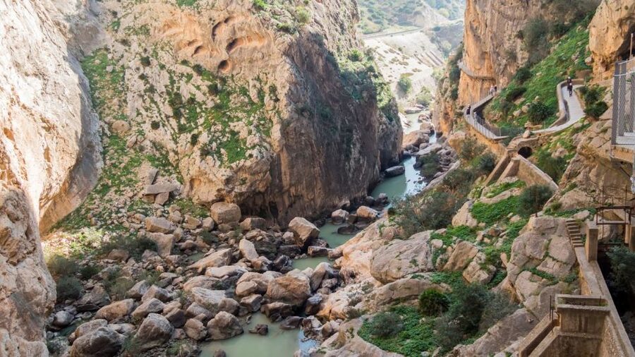 From Fuengirola: Caminito del Rey Guided Day Trip - The transparent viewpoint and suspension bridge