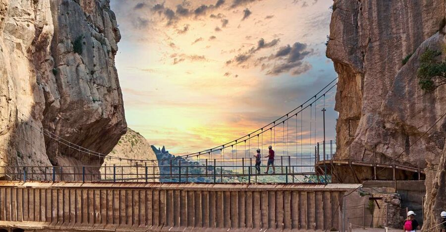 From Fuengirola: Caminito del Rey Guided Day Trip - The coach journey from Fuengirola