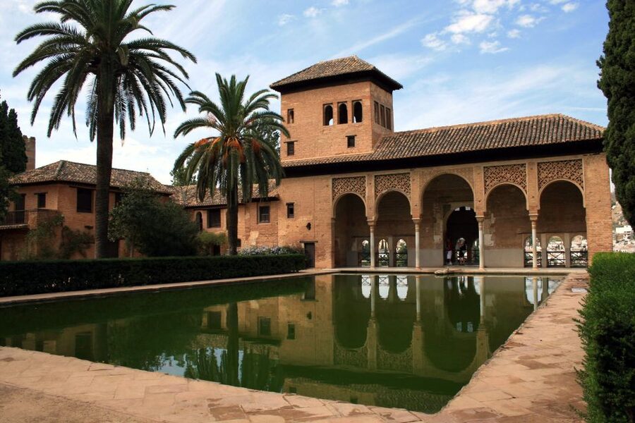 From Malaga: Alhambra Guided Tour with Entry Tickets - Is $153 a fair price?