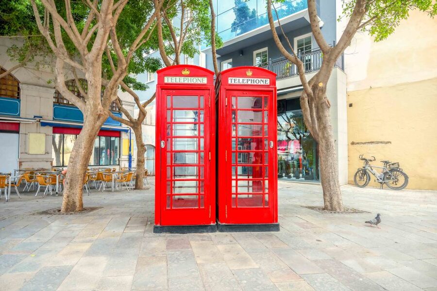 From Malaga and Costa del Sol: Gibraltar Shopping Tour - Crossing into Gibraltar with your passport