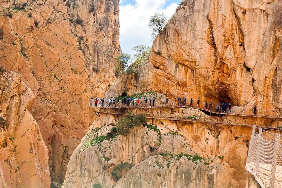 From Málaga: Caminito del Rey Guided Day Trip - Key points to know before booking