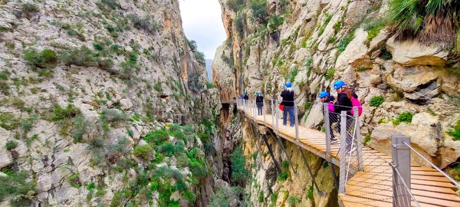 From Málaga: Caminito del Rey Guided Day Trip - Walking through the entrance tunnel