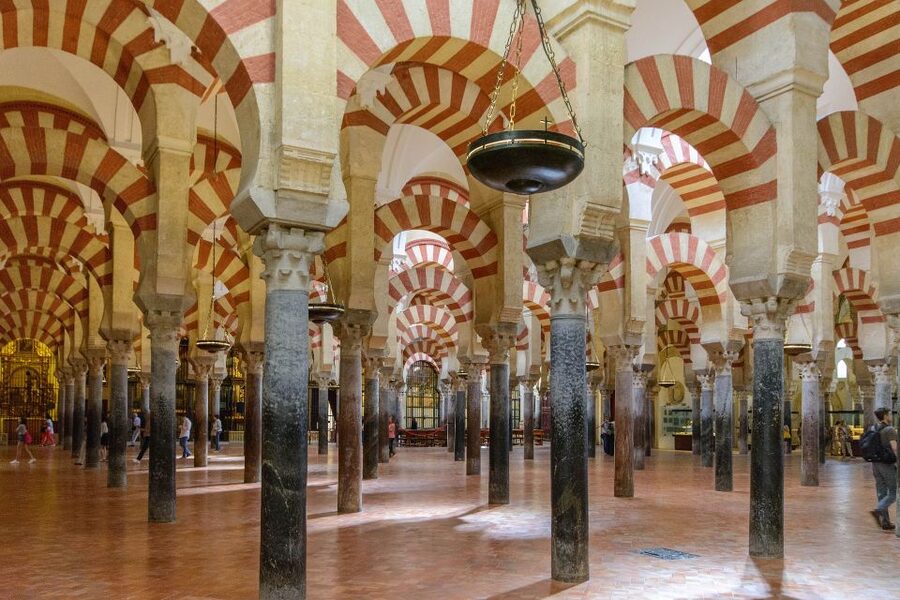From Malaga: Cordoba Day Trip and Mosque-Cathedral - The walk through Córdoba’s Jewish Quarter