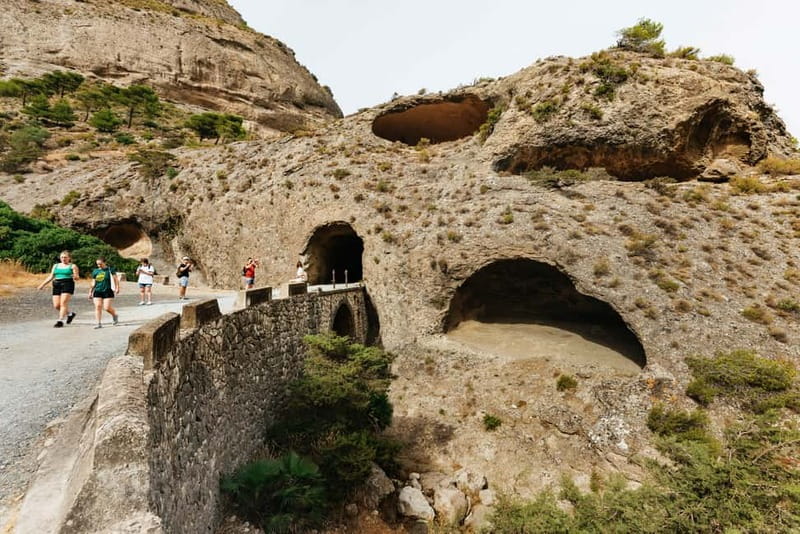 From Málaga & Costa del Sol: Caminito del Rey Guided Tour - What the guides add to the experience