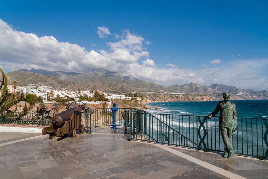 From Málaga /Costa del Sol: Trip to Nerja & Frigiliana - Why this pairing works so well