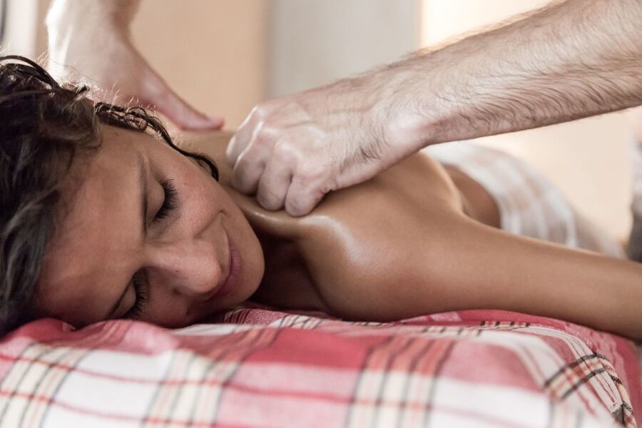 From Malaga: Hammam Bath, Kessa and Relaxing Massage Tour - Mint tea, music, and the pause upstairs