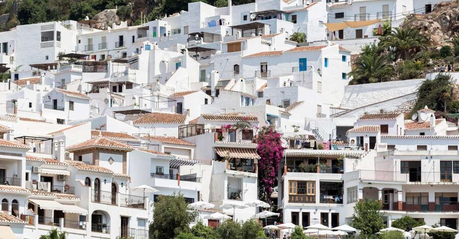 From Malaga: Nerja and Frigiliana Tour - Why Frigiliana and Nerja work well together