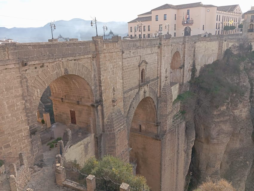 From Malaga: private tour Ronda and Setenil de las Bodegas - Why this Ronda and Setenil pairing works