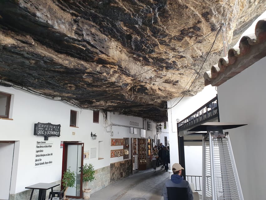 From Malaga: Ronda and Setenil de las Bodegas Day Trip - Guided context or free exploration